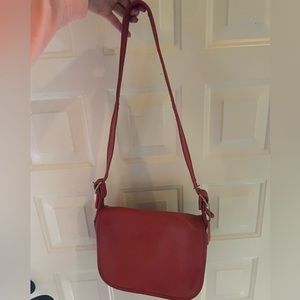 Vintage coach 5528 crossbody bag